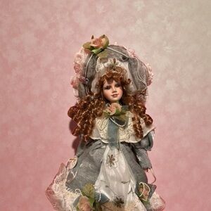 Ozark Mountain Doll Company “ANNA” - 16” Collector’s Edition! 🎀
